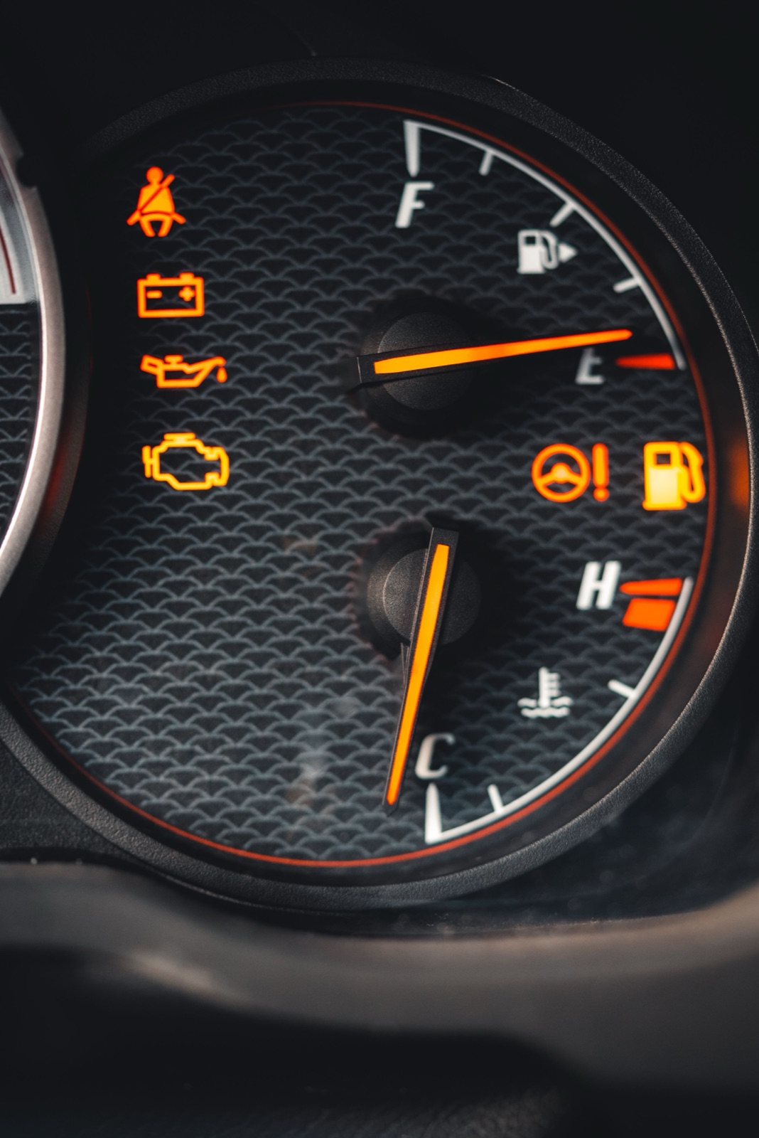 Diagnostics fault-tracing on a vehicle at Marden Cross Garage